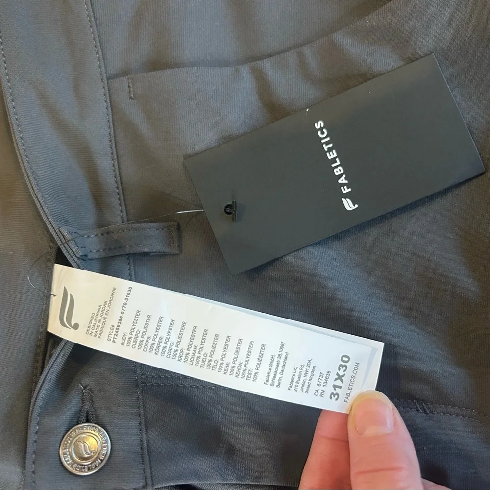 NWT Fabletics The Don Men's 5-Pocket Trouser Pants in Onyx (Gray)